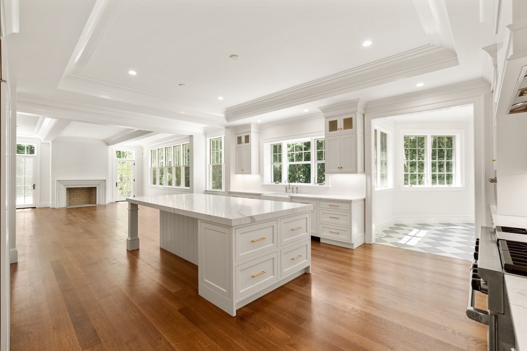 16 Ridge Hill Farm Road Wellesley, MA 02482 - Photo 7 of 41