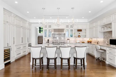 $8,750,000 | 797 Middle River Drive, Fort Lauderdale, FL 33304