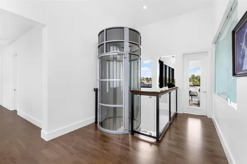 $8,750,000 | 797 Middle River Drive, Fort Lauderdale, FL 33304