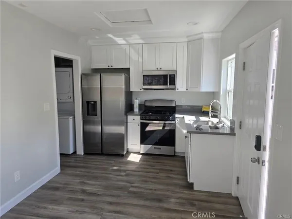 $1,995 | 213 Doncrest Street, Monterey Park, CA 91754