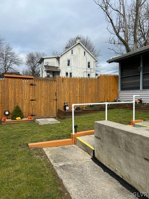 1704 Seidersville Road Bethlehem, PA 18015 - Photo 5 of 34 Gallery Image 5