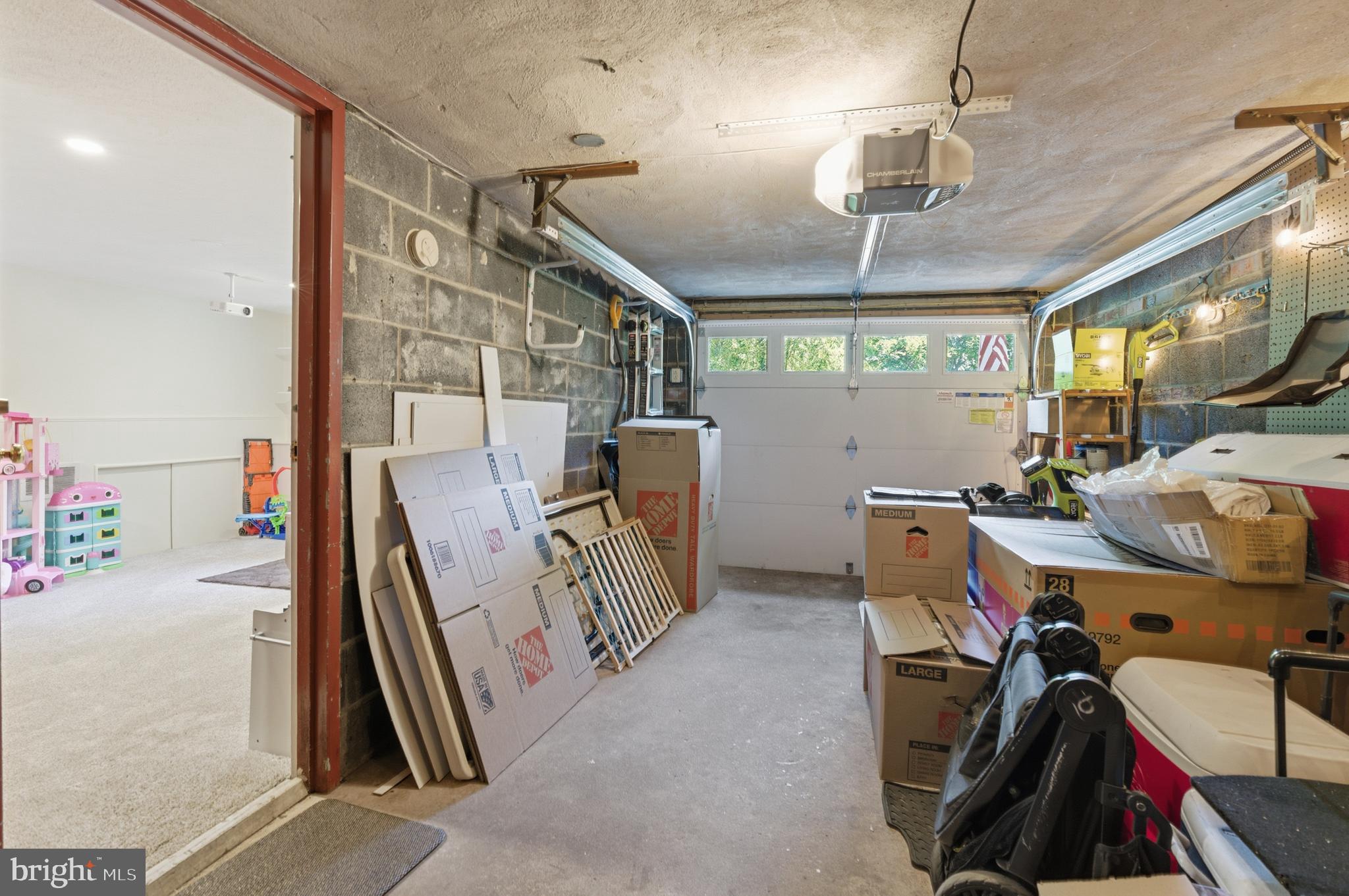 582 Forest Road Wayne, PA 19087 - Photo 39 of 44