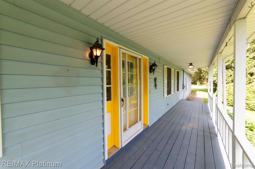 10076 Gordon Road Fenton, MI 48430 - Photo 48 of 67