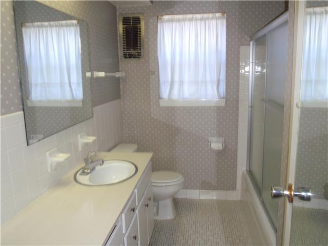 5022 Allisonville Road, Unit A Indianapolis, IN 46205 - Photo 10 of 12 Gallery Image 10