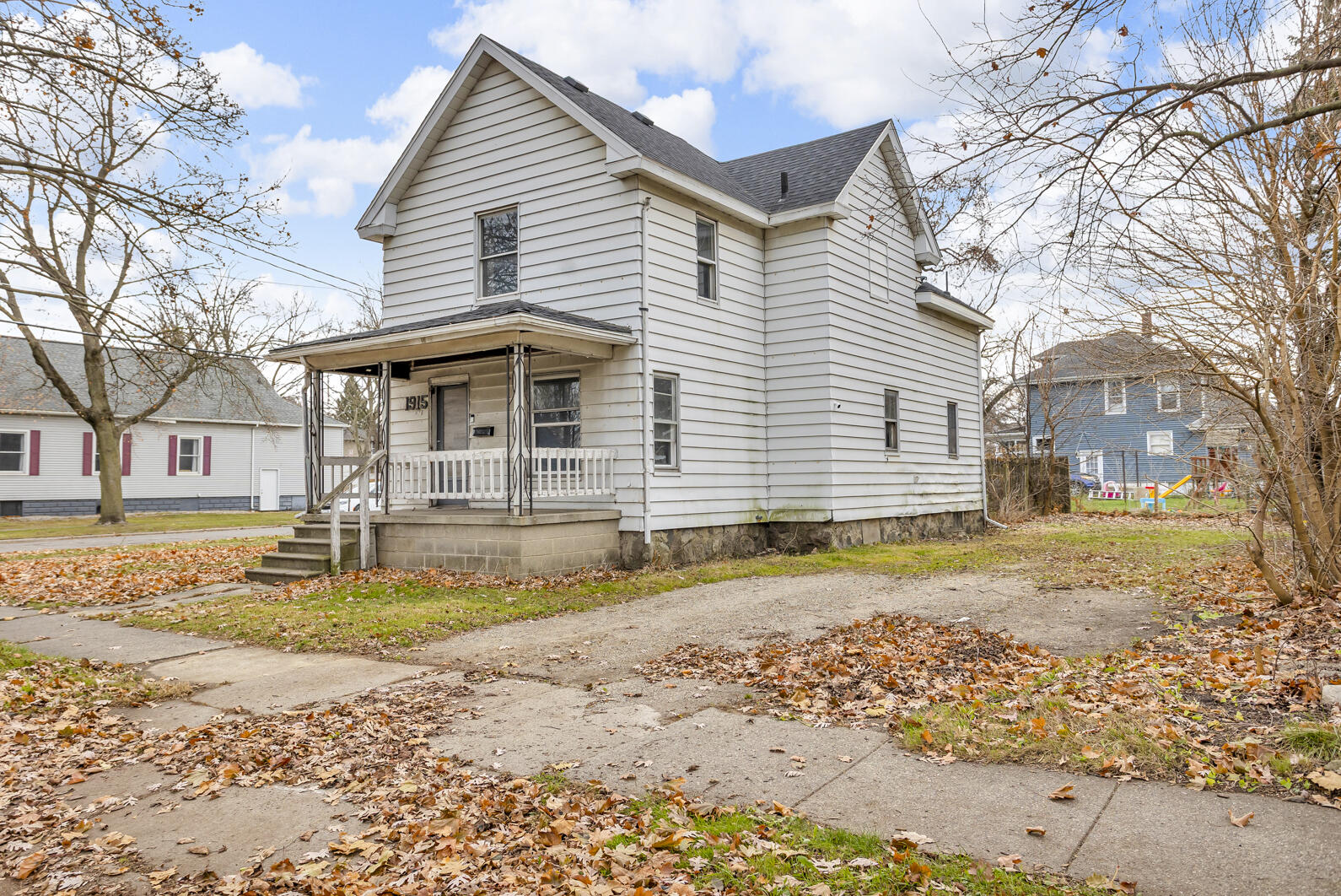 1915 East Ganson Street Jackson, MI 49202 - Photo 1 of 32 0N0A1305