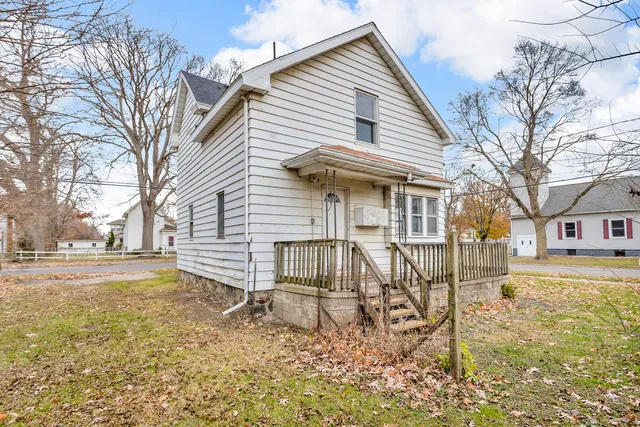 $97,000 | 1915 East Ganson Street, Jackson, MI 49202