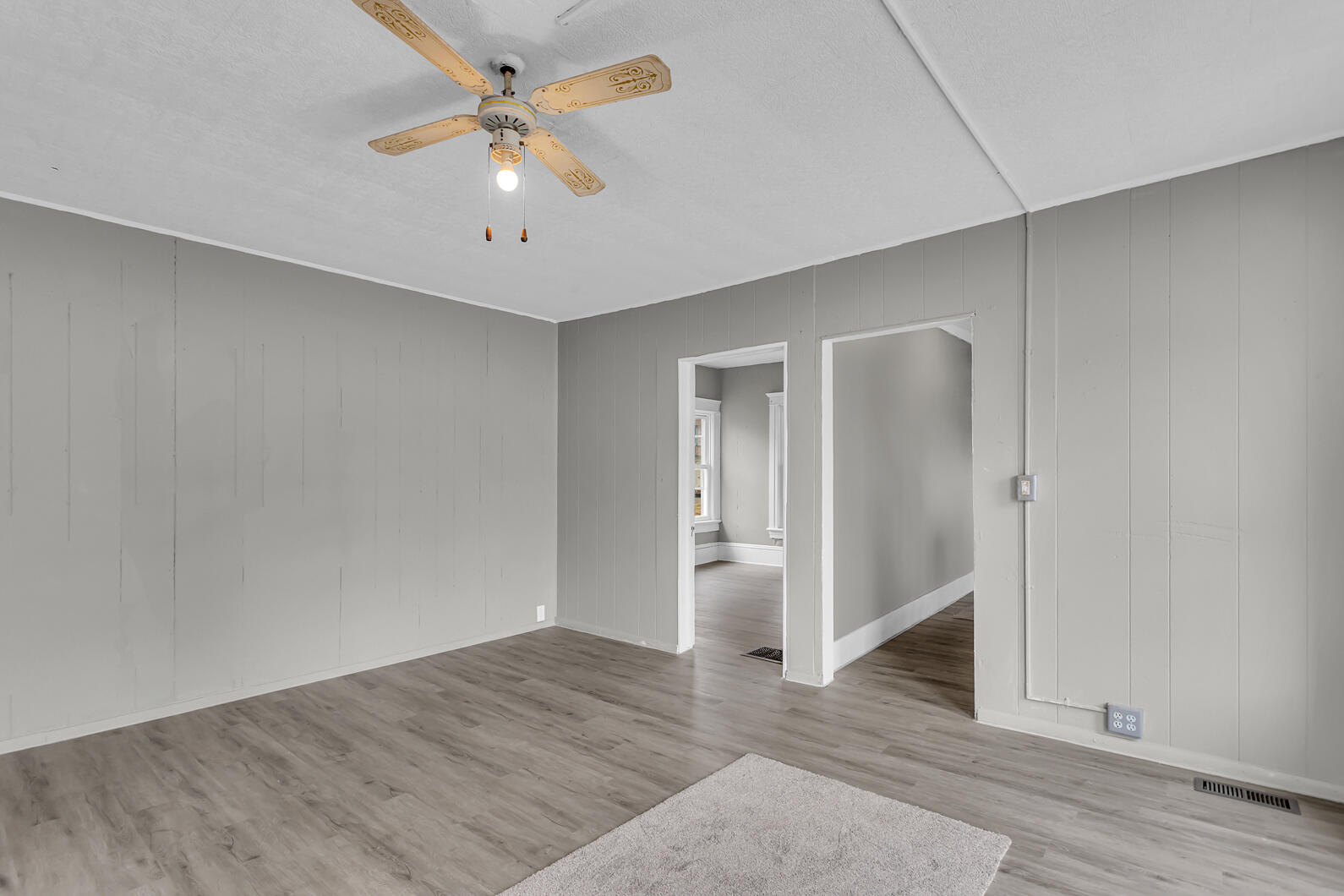 1915 East Ganson Street Jackson, MI 49202 - Photo 7 of 32 0N0A1323