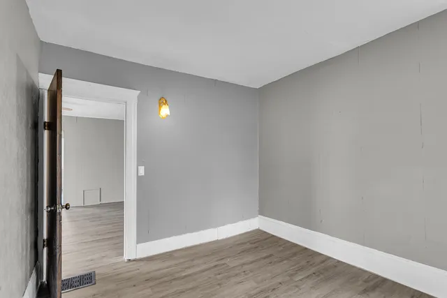 $97,000 | 1915 East Ganson Street, Jackson, MI 49202