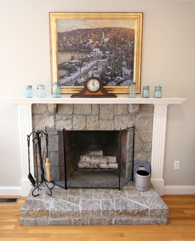 8 Doctors Run Rockport, MA 01966 - Photo 5 of 25