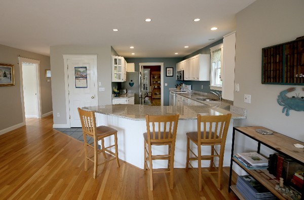 8 Doctors Run Rockport, MA 01966 - Photo 10 of 25