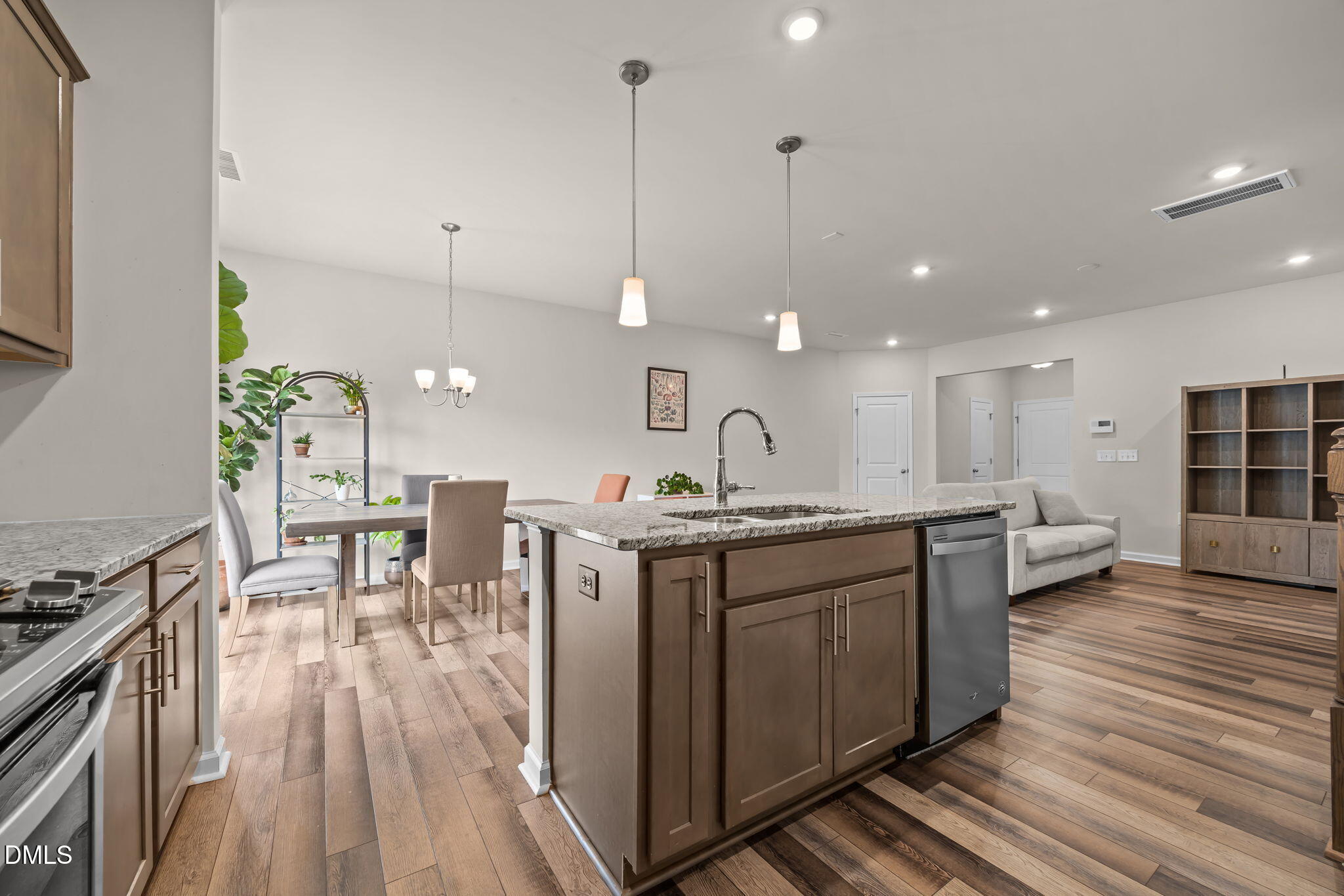 1019 Sycaten Street Durham, NC 27703 - Photo 14 of 30 26-web-or-mls-IMG_3805