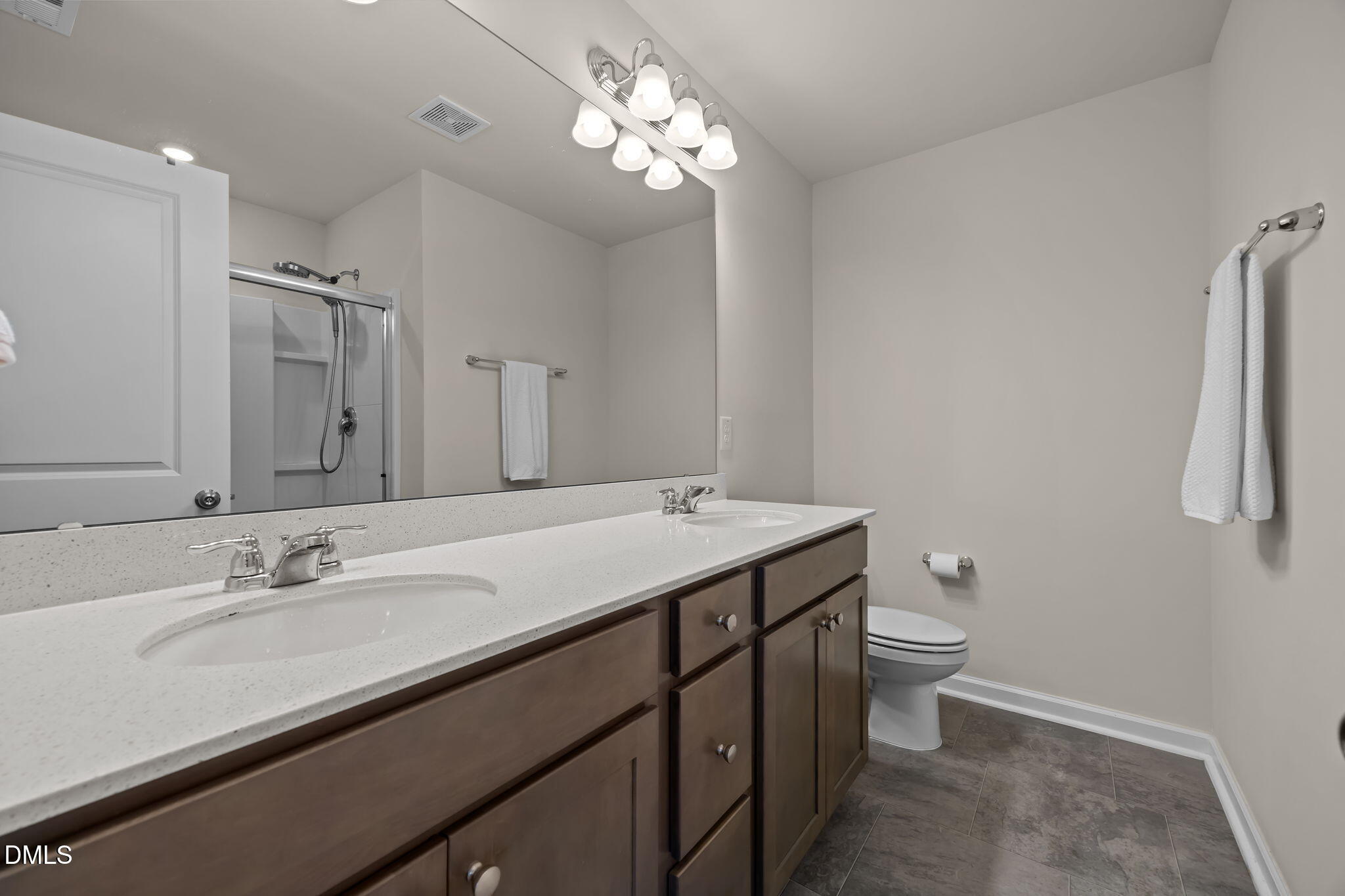 1019 Sycaten Street Durham, NC 27703 - Photo 18 of 30 Primary Bath