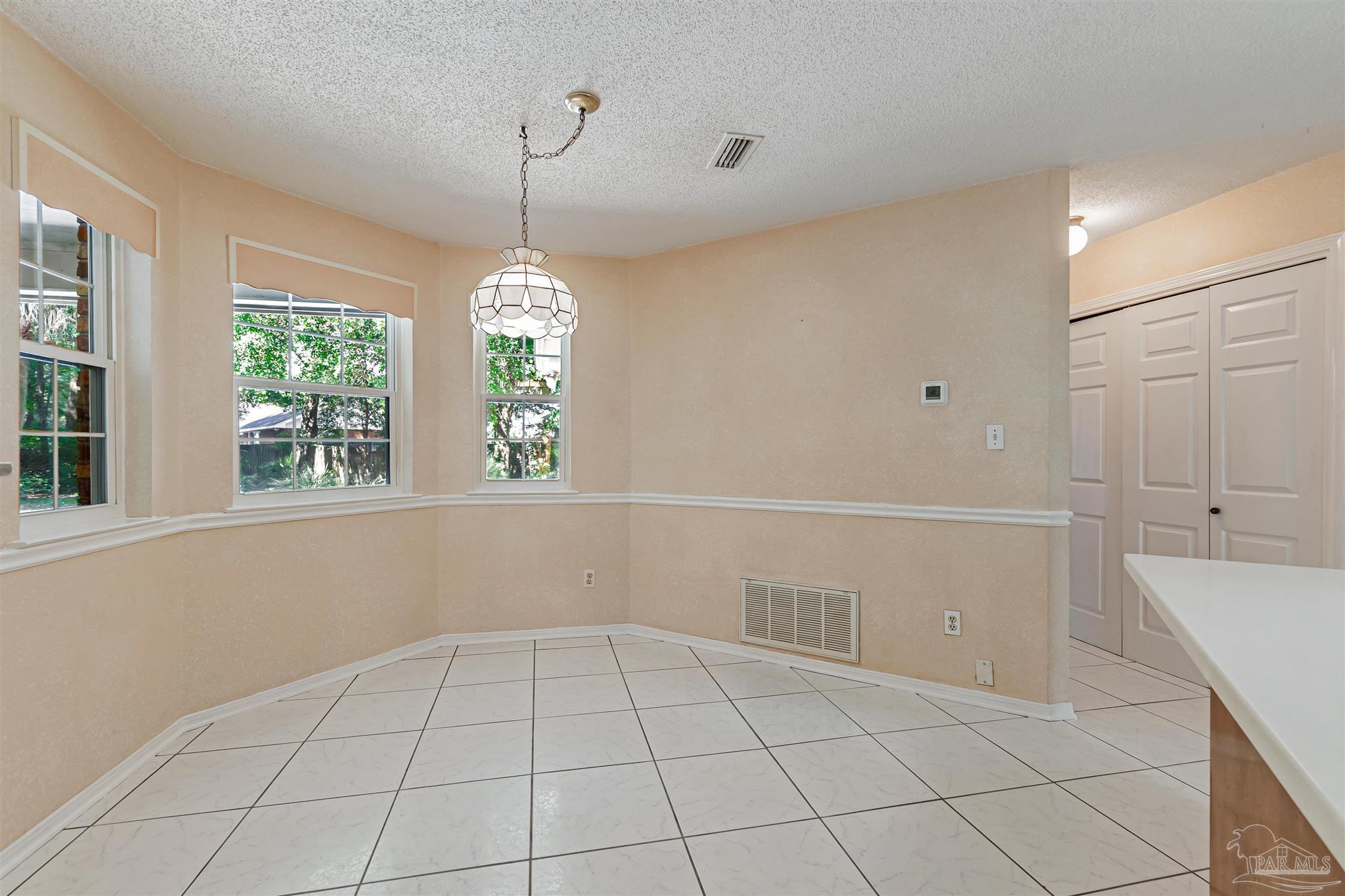 2727 Chickering Road Pensacola, FL 32514 - Photo 11 of 38 Gallery Image 11