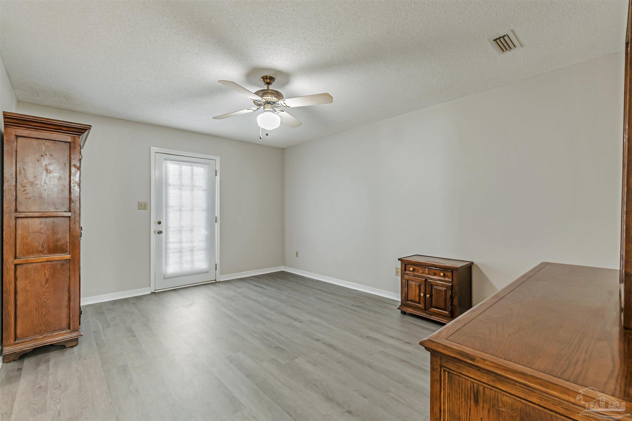2727 Chickering Road Pensacola, FL 32514 - Photo 15 of 38 Gallery Image 15