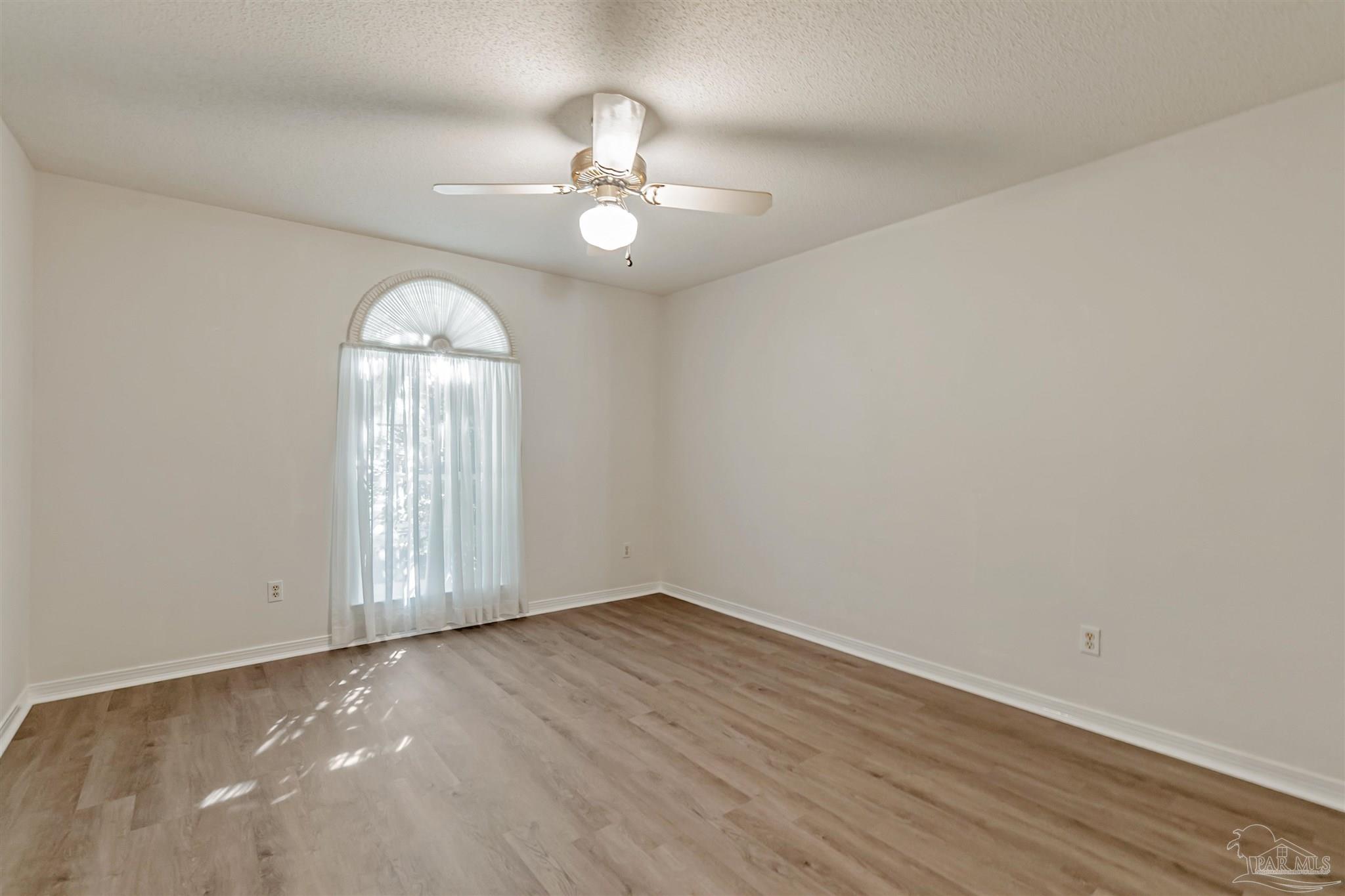 2727 Chickering Road Pensacola, FL 32514 - Photo 17 of 38 Gallery Image 17