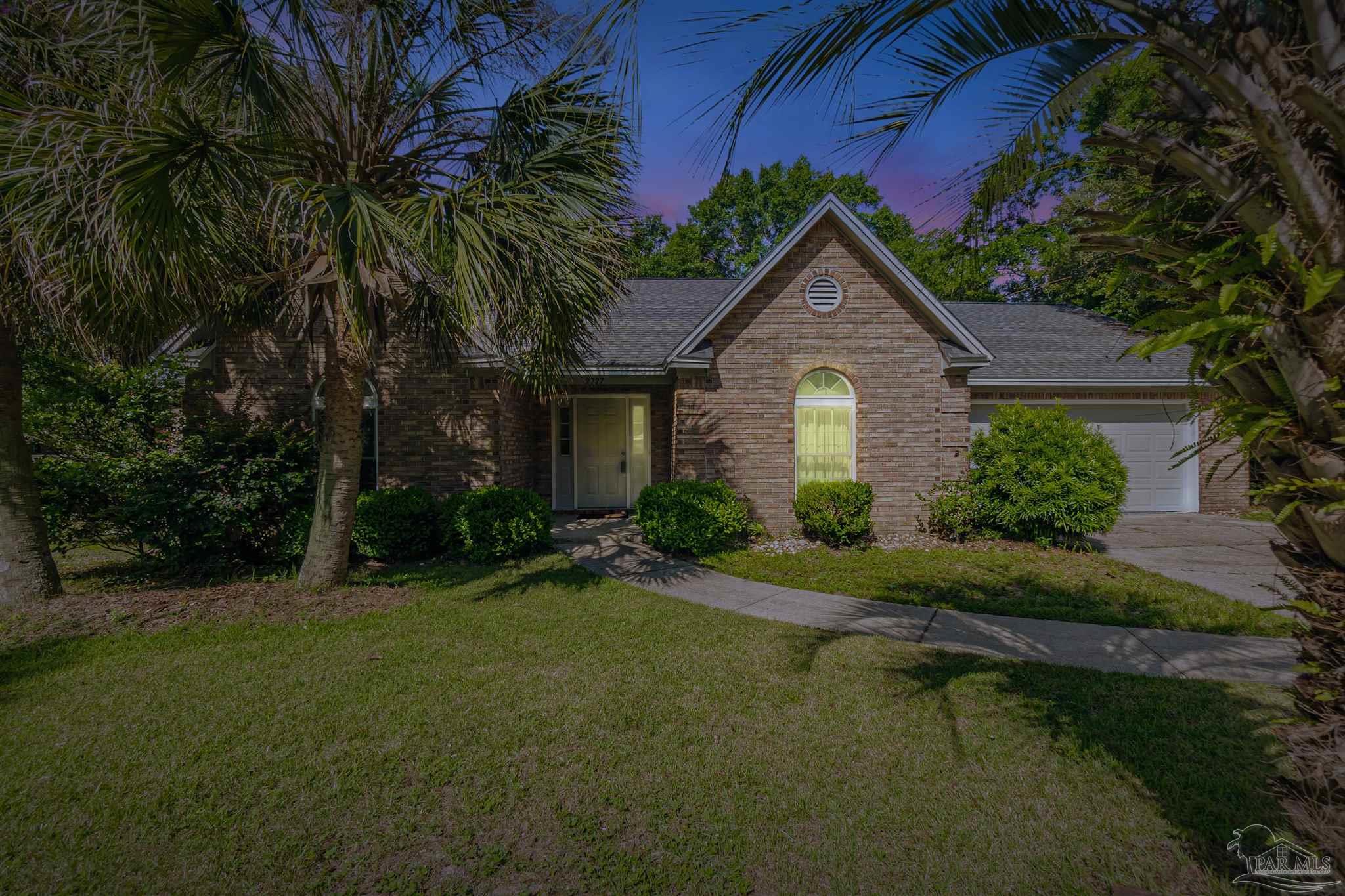 2727 Chickering Road Pensacola, FL 32514 - Photo 2 of 38 Gallery Image 2