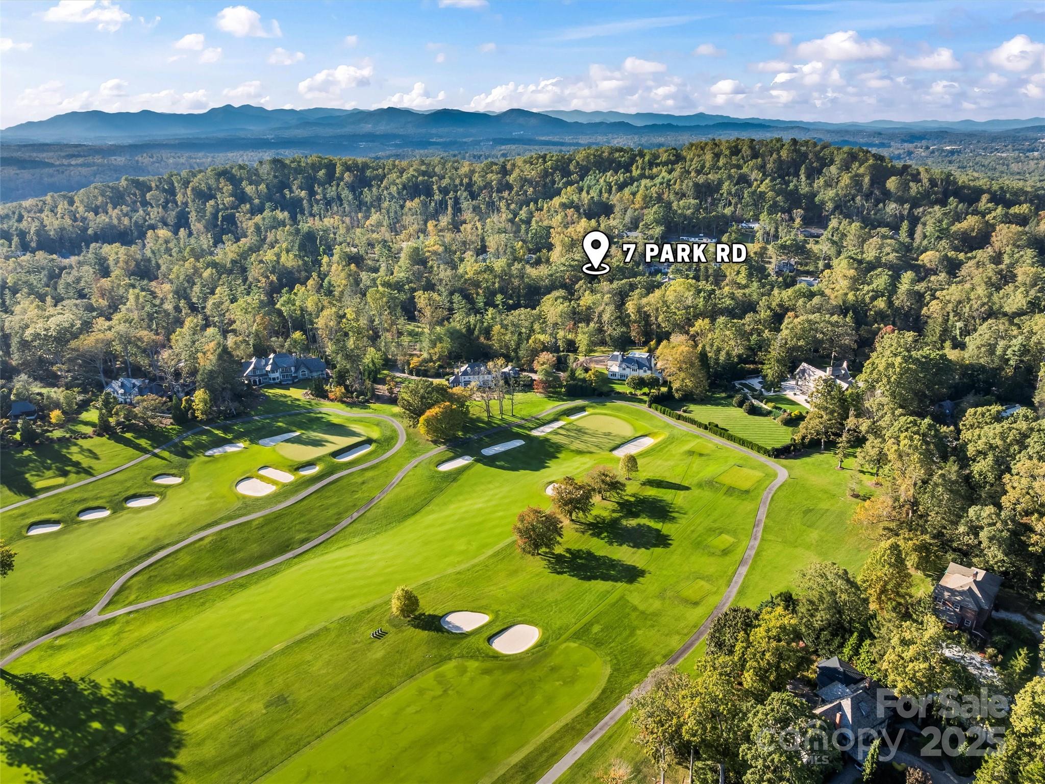 7 Park Road Asheville, NC 28803 - Photo 42 of 48 a view of a indoor basketball court