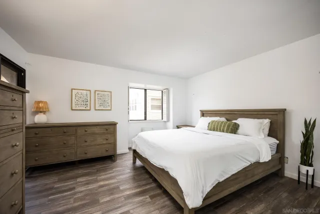 $749,999 | 3568 Front Street, Unit D, San Diego, CA 92103