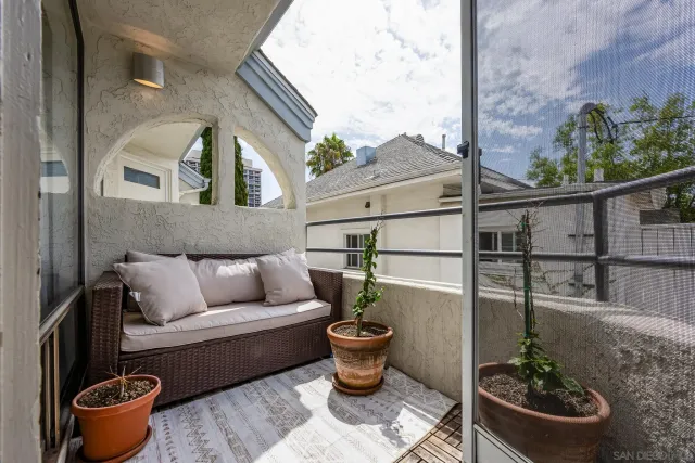 $749,999 | 3568 Front Street, Unit D, San Diego, CA 92103