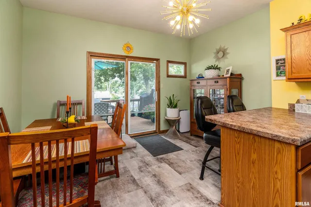 $269,900 | 13414 South Egypt Shores Drive, Creal Springs, IL 62922