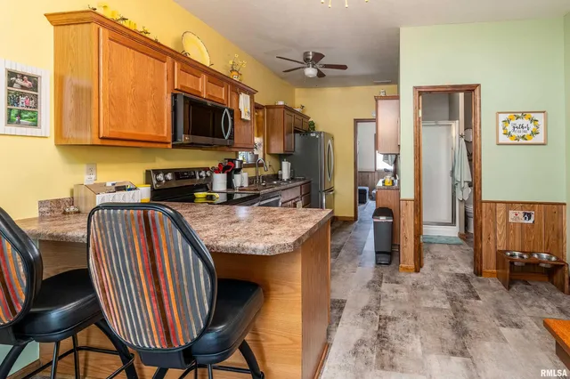 $269,900 | 13414 South Egypt Shores Drive, Creal Springs, IL 62922