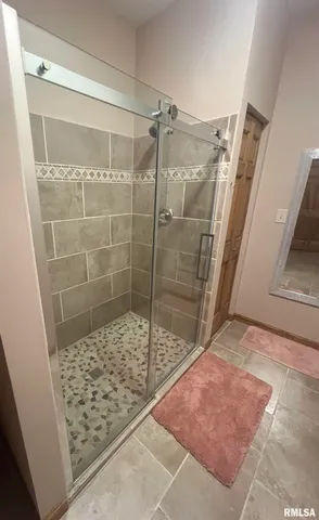 $269,900 | 13414 South Egypt Shores Drive, Creal Springs, IL 62922