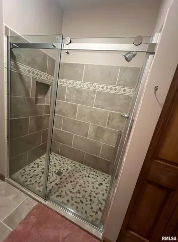 $269,900 | 13414 South Egypt Shores Drive, Creal Springs, IL 62922