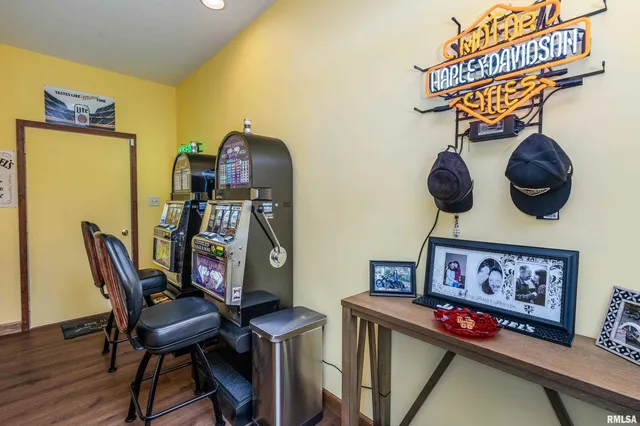 $269,900 | 13414 South Egypt Shores Drive, Creal Springs, IL 62922