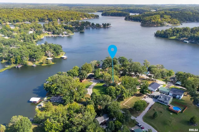 $269,900 | 13414 South Egypt Shores Drive, Creal Springs, IL 62922