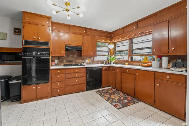 $305,000 | 912 Crestview Place, Lafayette, IN 47905