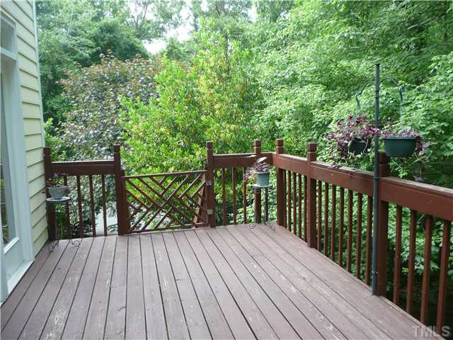 5644 North Hawthorne Way Raleigh, NC 27613 - Photo 18 of 21 Patio/Deck