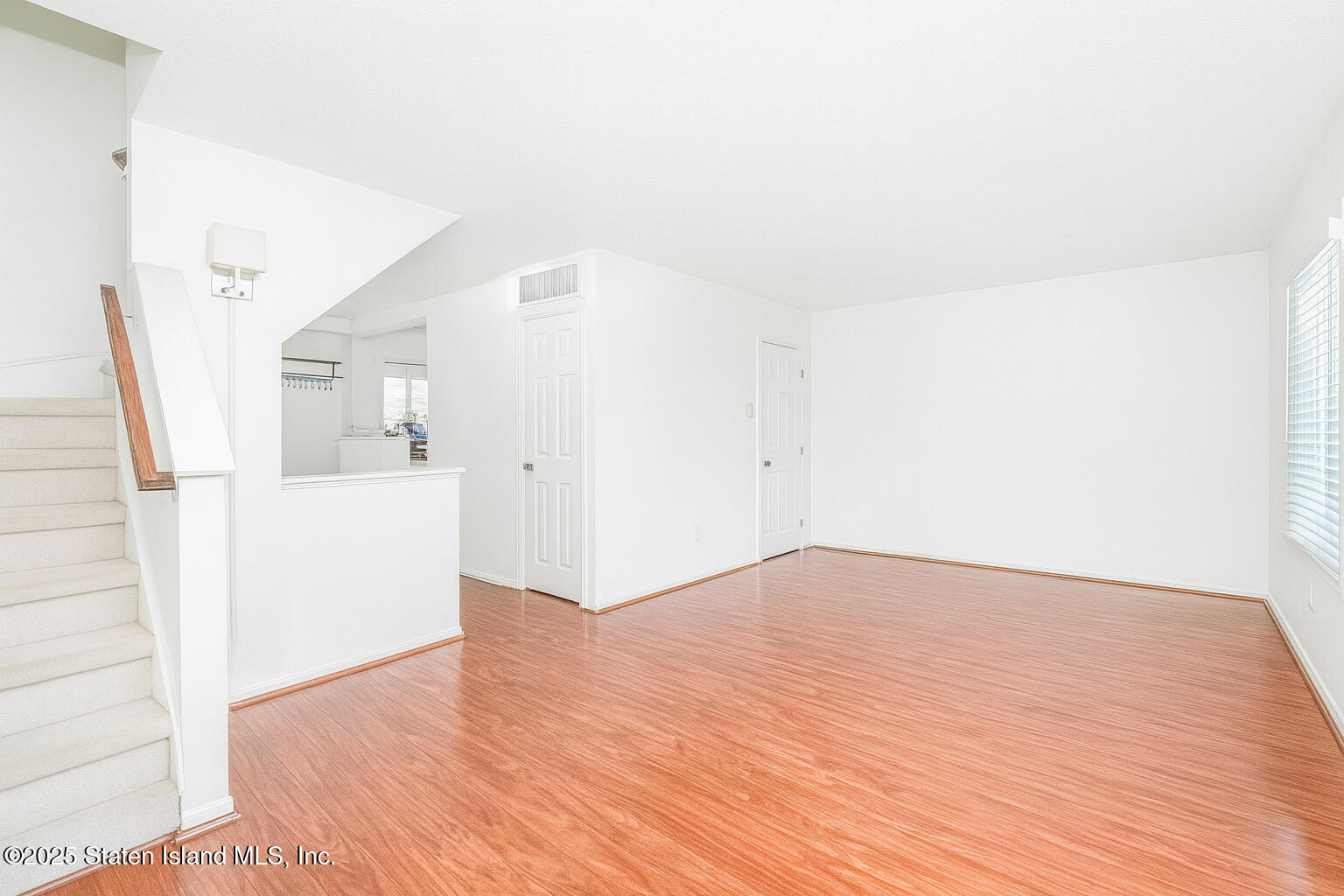 70 Ilyssa Way Staten Island, NY 10312 - Photo 23 of 39 Photo Sep 16 2025, 1 38 10 PM (5)