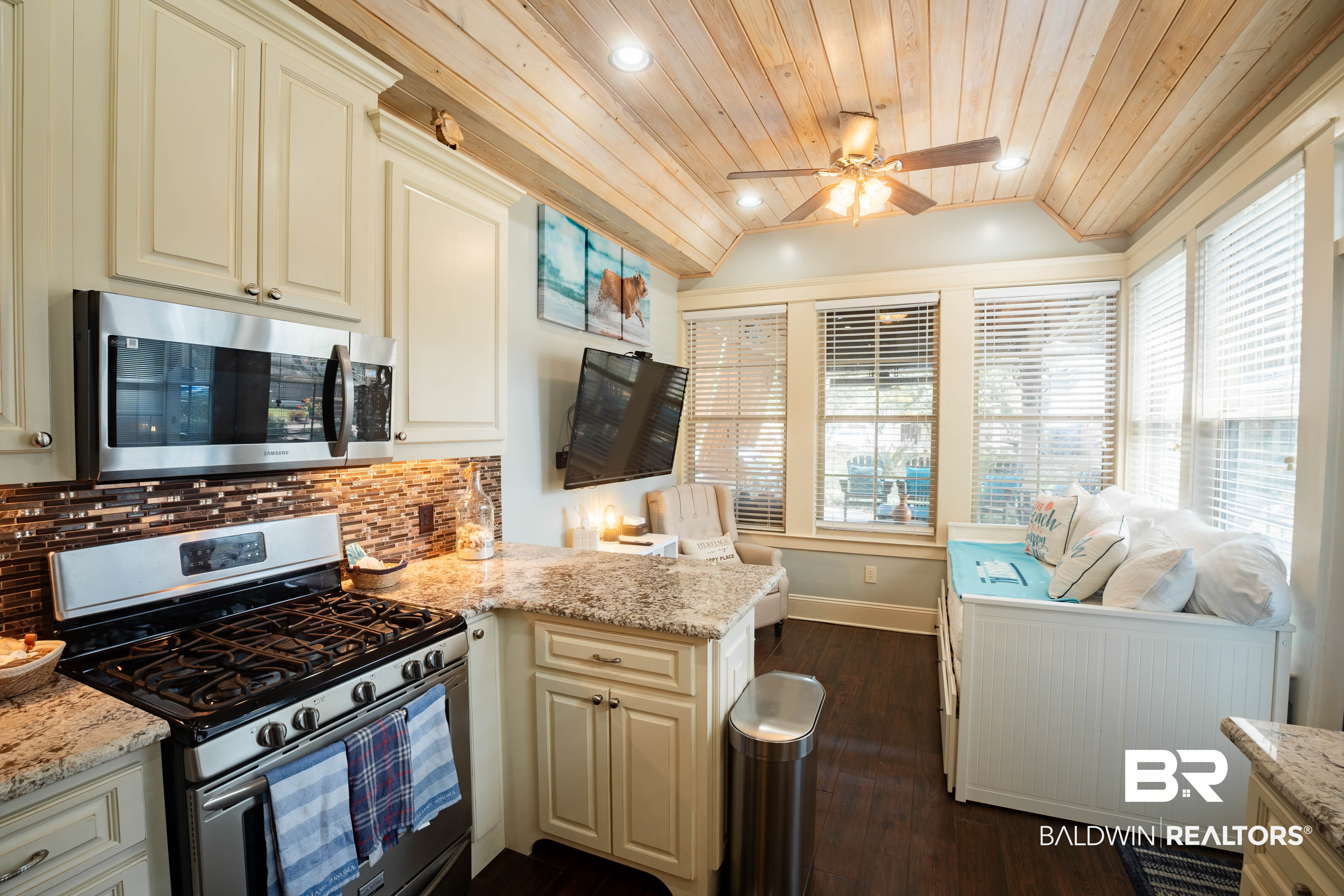 28888 Canal Road, Unit 38 Orange Beach, AL 36561 - Photo 8 of 27 Gallery Image 8