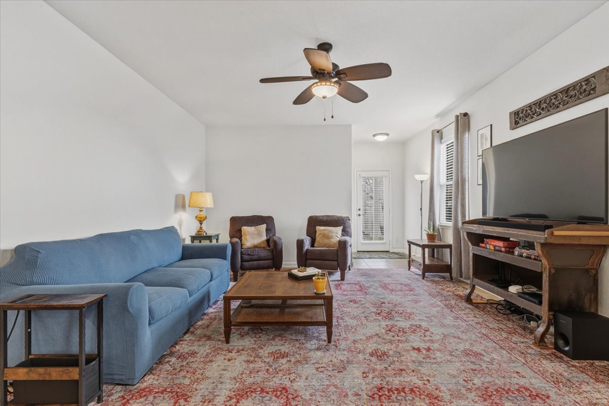 1672 Treeta Trail Kyle, TX 78640 - Photo 14 of 34