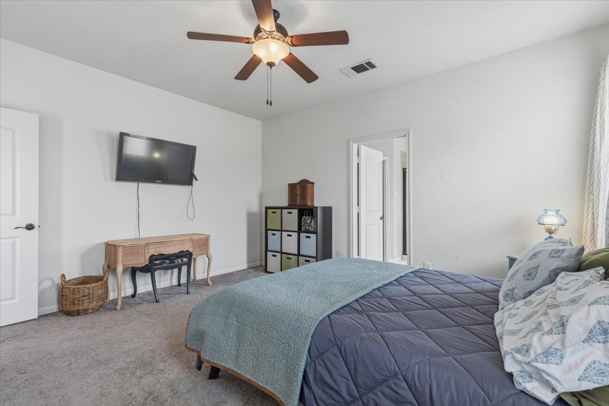 1672 Treeta Trail Kyle, TX 78640 - Photo 16 of 34