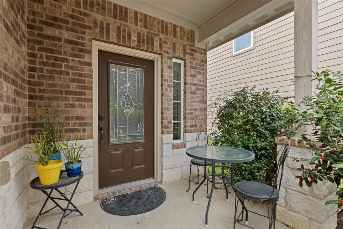 1672 Treeta Trail Kyle, TX 78640 - Photo 4 of 34