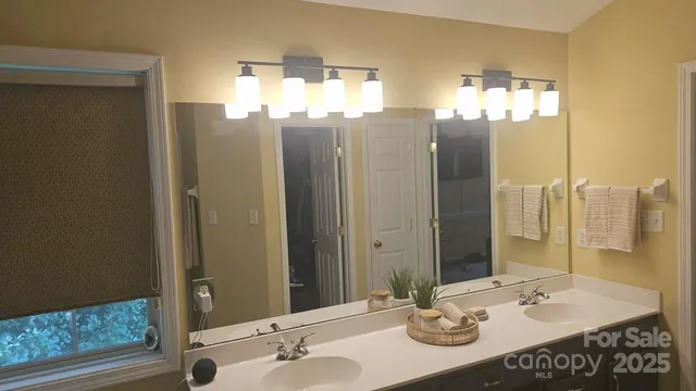 $825,000 | 15494 Donnington Drive, Charlotte, NC 28277