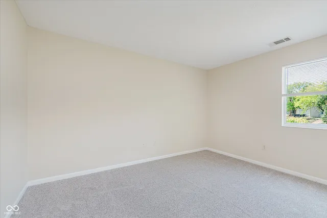 $1,950 | 1059 Timber Creek Drive, Unit 4, Carmel, IN 46032