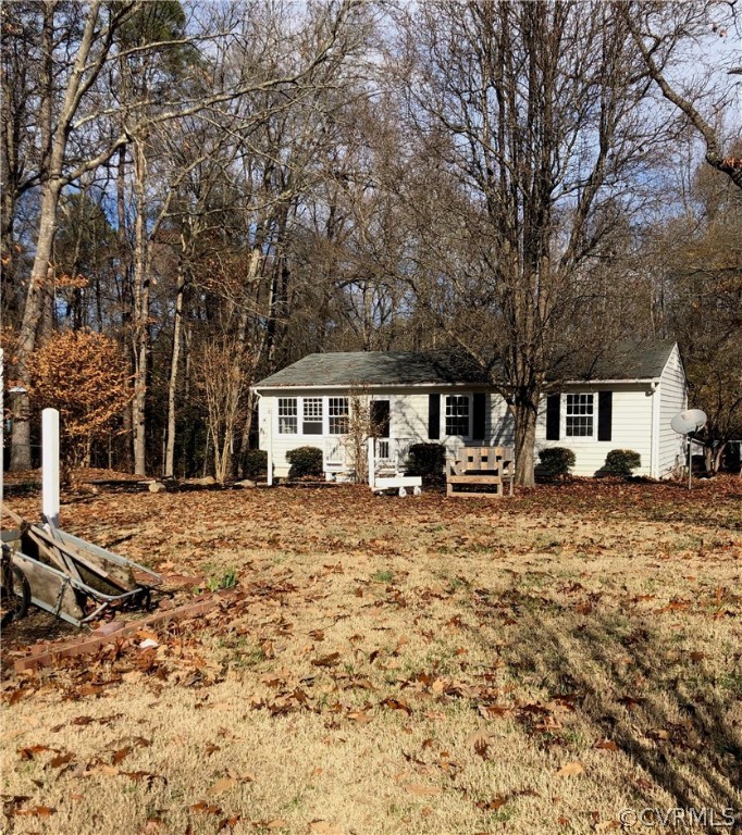 11636 River Road Chesterfield, VA 23838 - Photo 5 of 50 a front view of a house with a yard