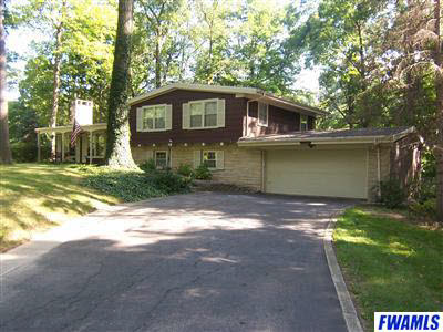 13105 Ravine Trail Fort Wayne, IN 46814 - Photo 2 of 21