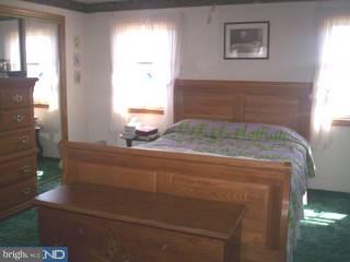 12454 Balston Road Philadelphia, PA 19154 - Photo 4 of 6