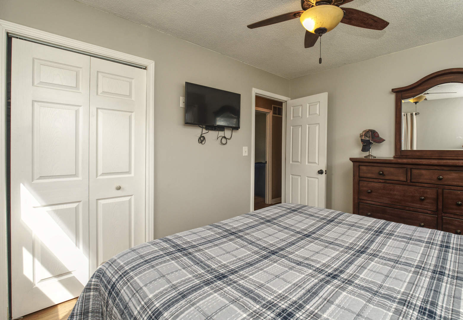 1709 Middle Road Camanche, IA 52730 - Photo 9 of 19 Gallery Image 9