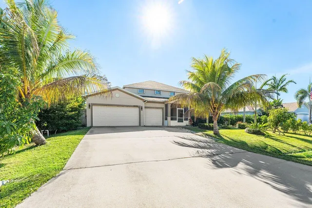 $660,000 | 1842 Southwest Lofgren Avenue, Port St. Lucie, FL 34953