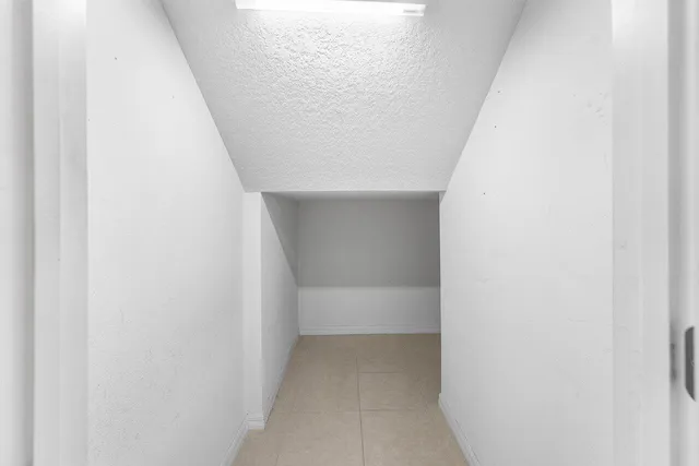 $660,000 | 1842 Southwest Lofgren Avenue, Port St. Lucie, FL 34953