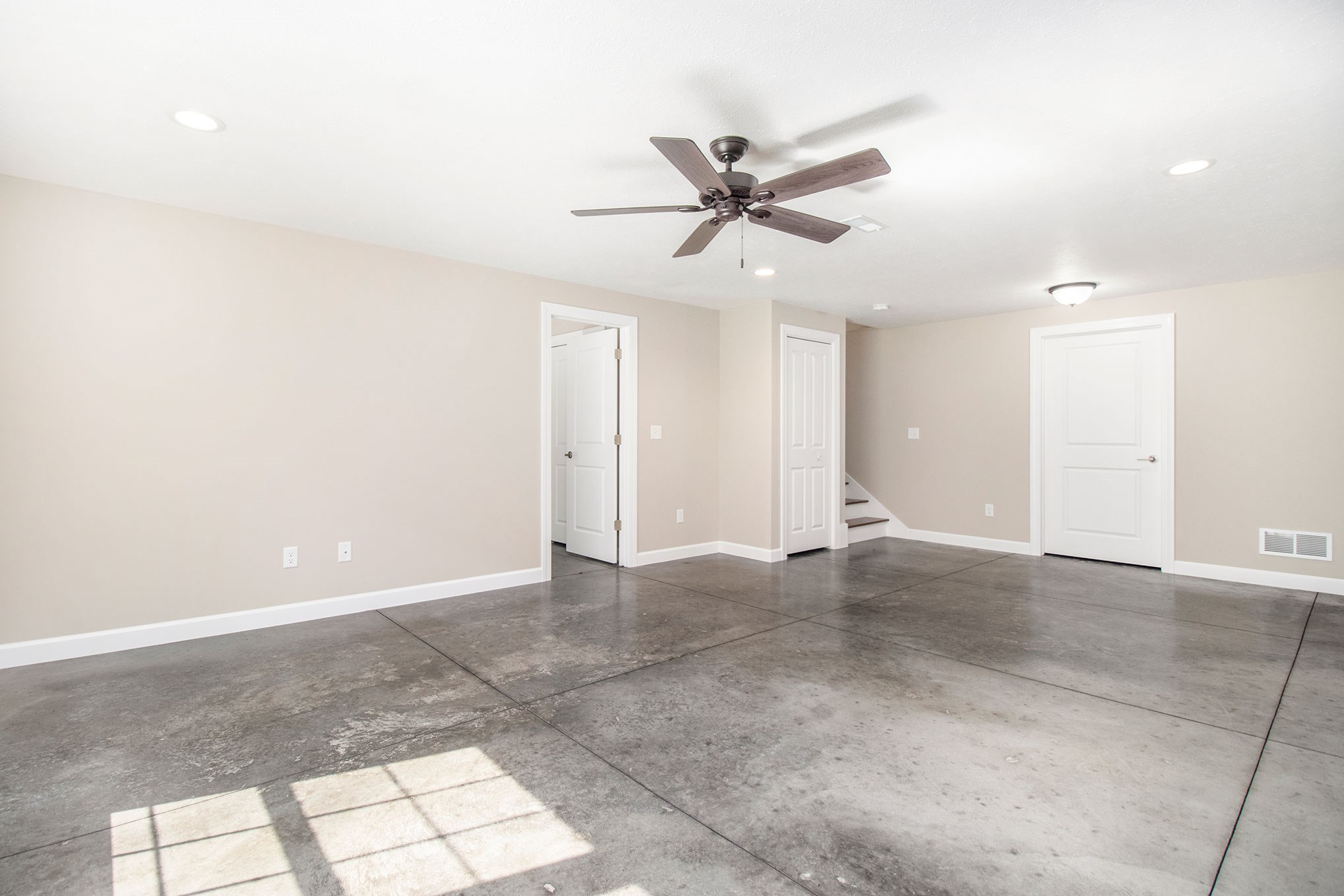 52674 Juniper Road South Bend, IN 46637 - Photo 27 of 32 Gallery Image 27