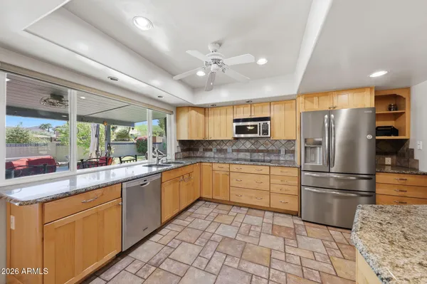 $1,150,000 | 9037 North Arroya Grande Drive, Phoenix, AZ 85028