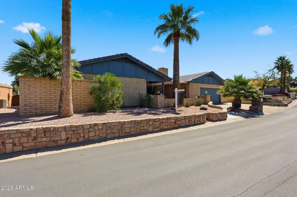 $1,150,000 | 9037 North Arroya Grande Drive, Phoenix, AZ 85028