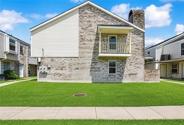 $1,475 | 3318 Seine Street, New Orleans, LA 70114