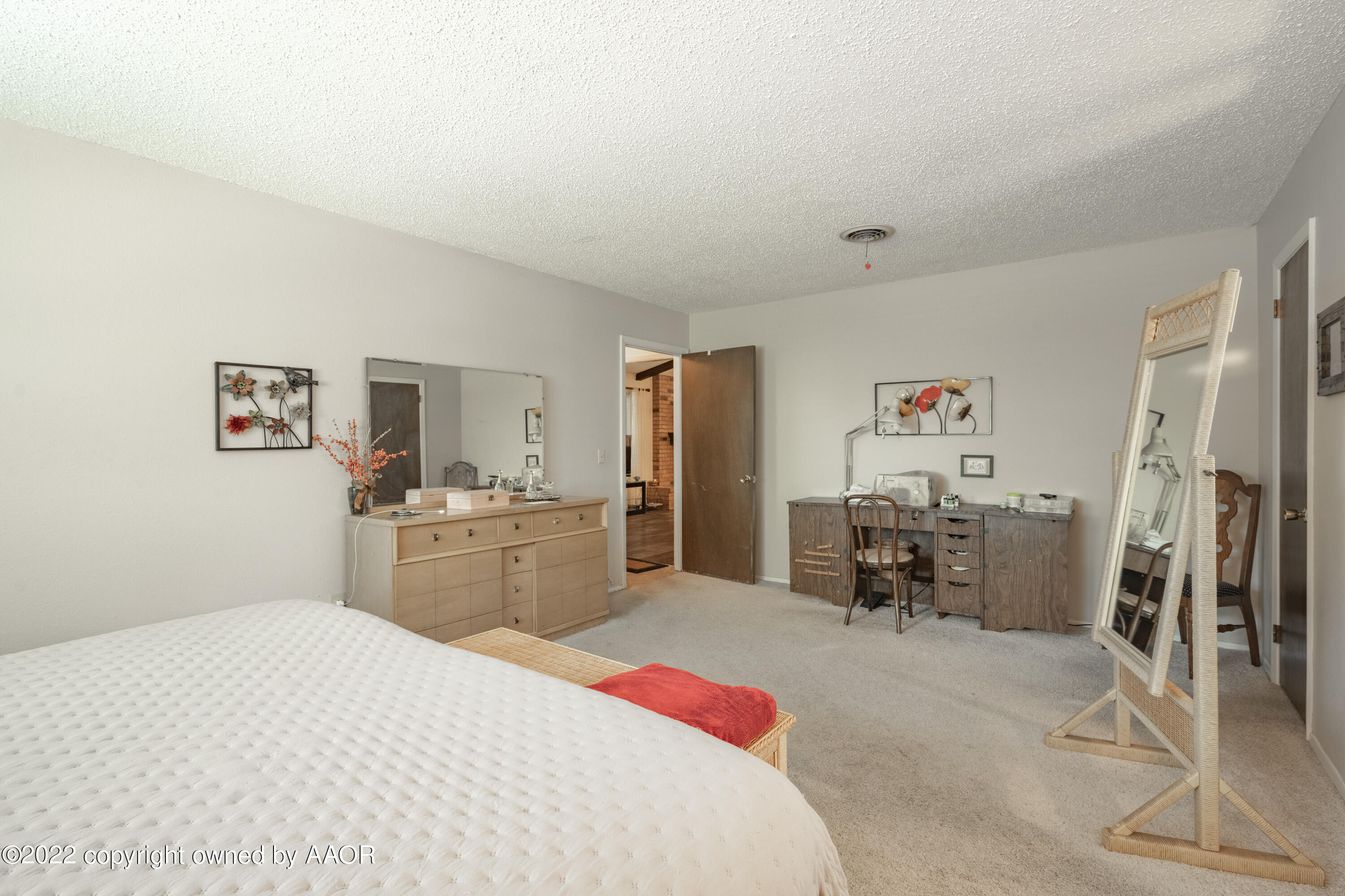 5122 Shawnee Trail Amarillo, TX 79109 - Photo 13 of 28 Master Bedroom