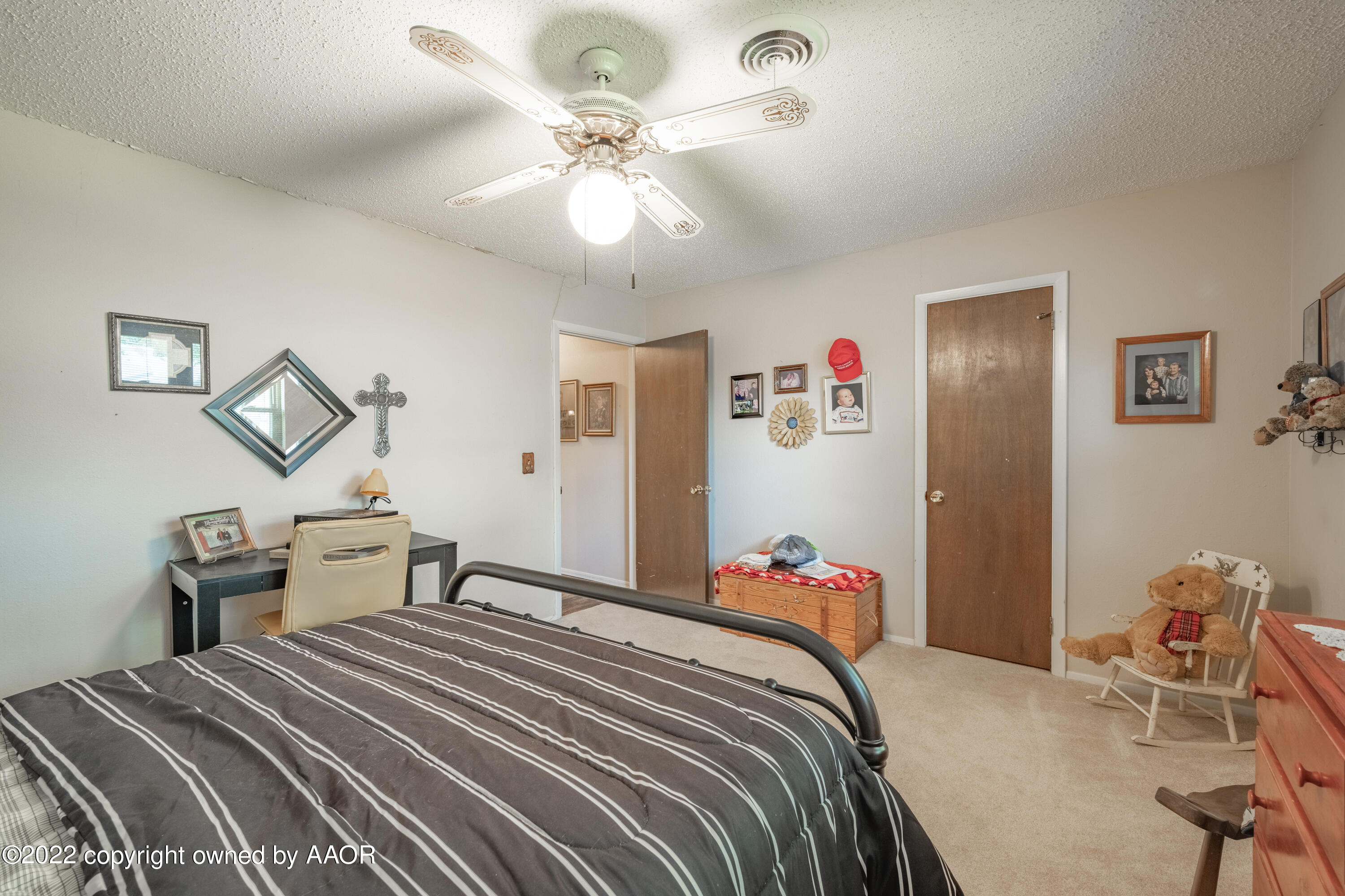 5122 Shawnee Trail Amarillo, TX 79109 - Photo 19 of 28 Bedroom 3